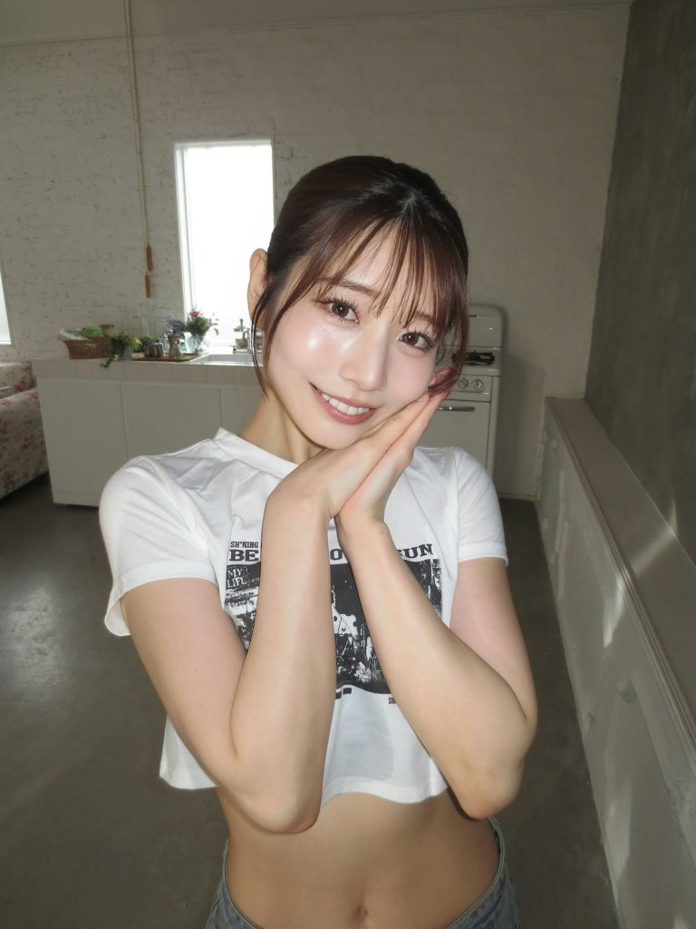 河北彩伽稳居MissAV 2025年8月人气榜前三