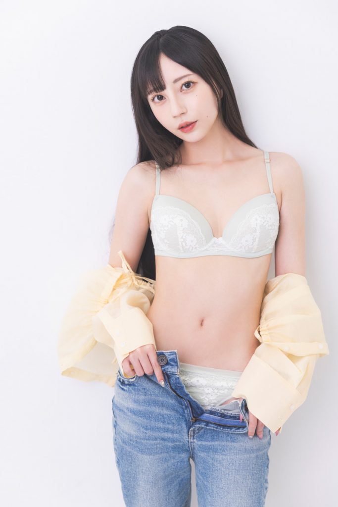 图片[10]- 七泽美亚牛仔×运动鞋写真：轻松休闲也能撩心- 绅士俱乐部