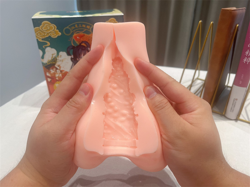 图片[5]- 谜姬江东三姐妹之香菱玉齿飞机杯评测：外观惊人、体验平平的国产双通道飞机杯- 绅士俱乐部