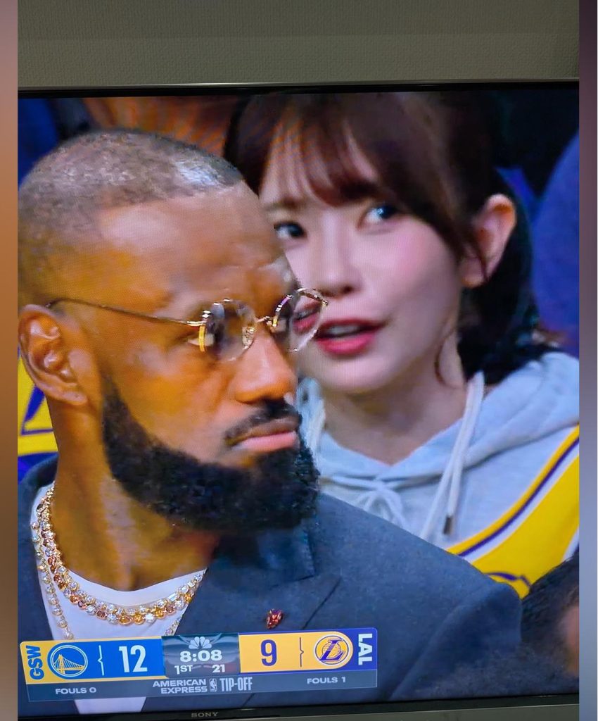 图片[1]- 葵伊吹惊喜现身NBA勇士对阵湖人大战！坐在詹皇身后抢镜，全网球迷都沸腾了！- 绅士俱乐部