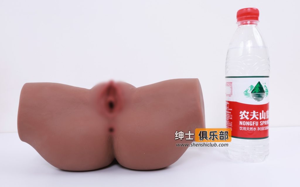 图片[2]- muni埃及艳后飞机杯评测：一字马黑皮小臀模，双通道太接近导致末端开裂的美中不足- 绅士俱乐部